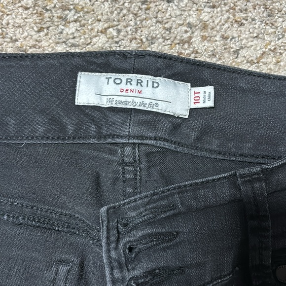Torrid Denim 10T - Picture 5 of 9